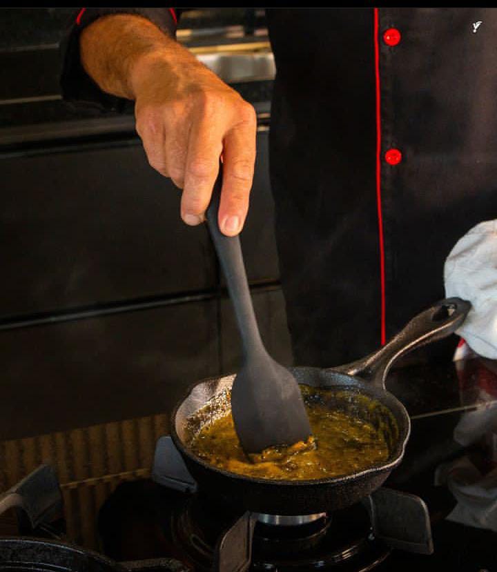 Cast Iron Frying Pans