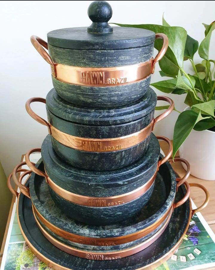 Soapstone cooking pot